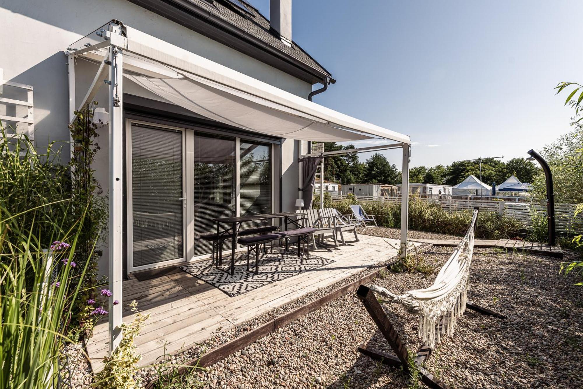 Male Letnisko Oslonino, Artystyczne Przy Plazy Holiday home