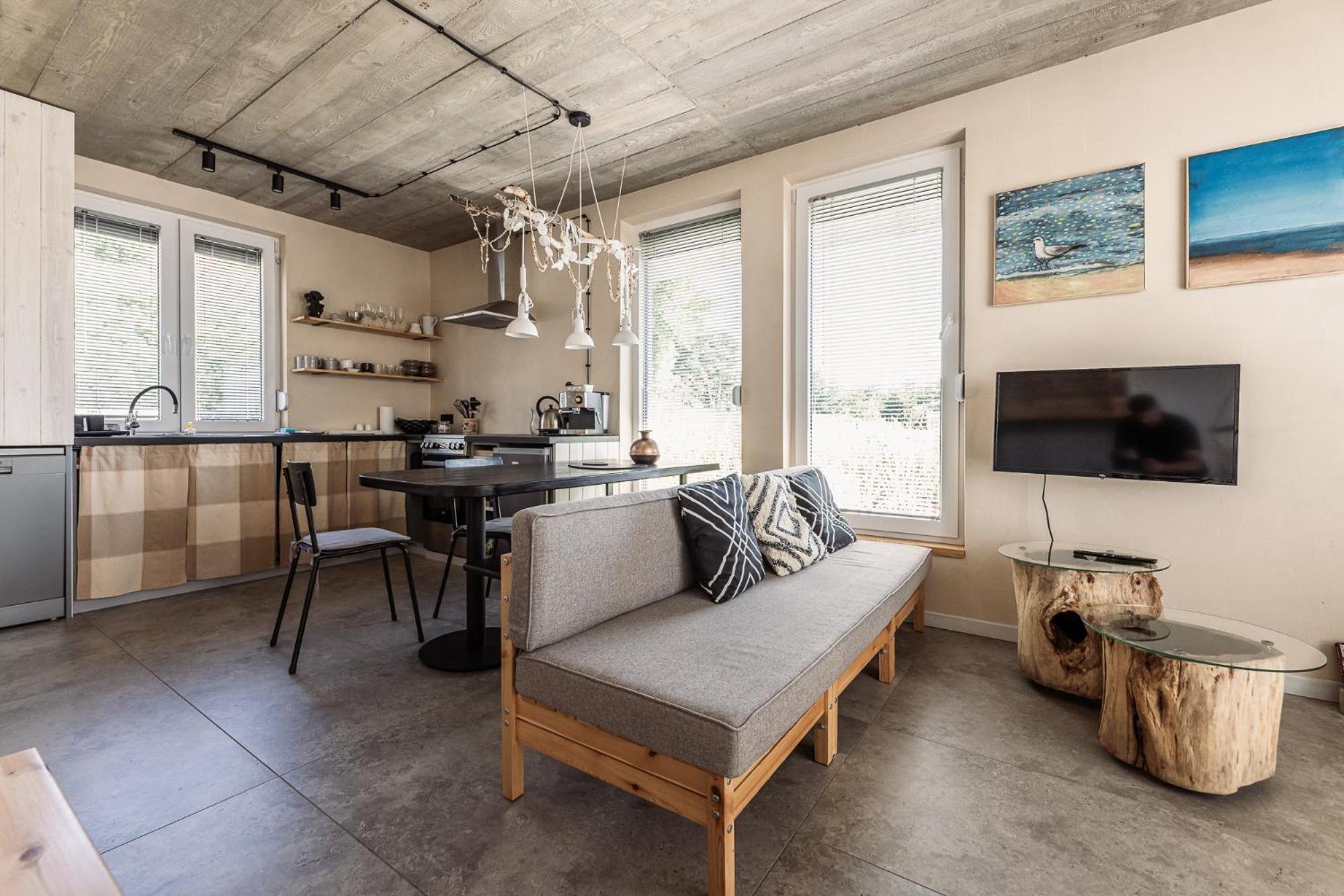 Male Letnisko Oslonino, Artystyczne Przy Plazy Holiday home *
